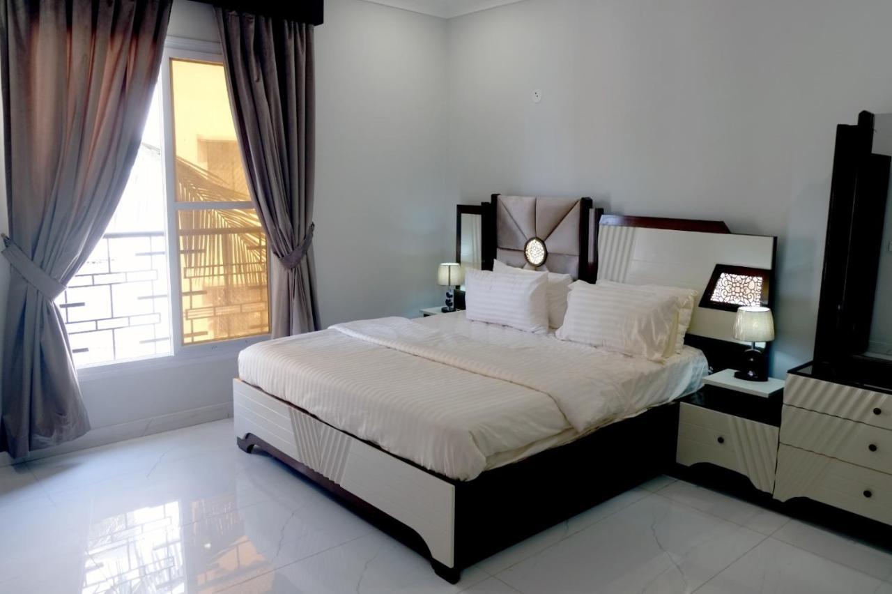 Al Rasheed Apartments Second Floor Apartment Karachi Eksteriør billede