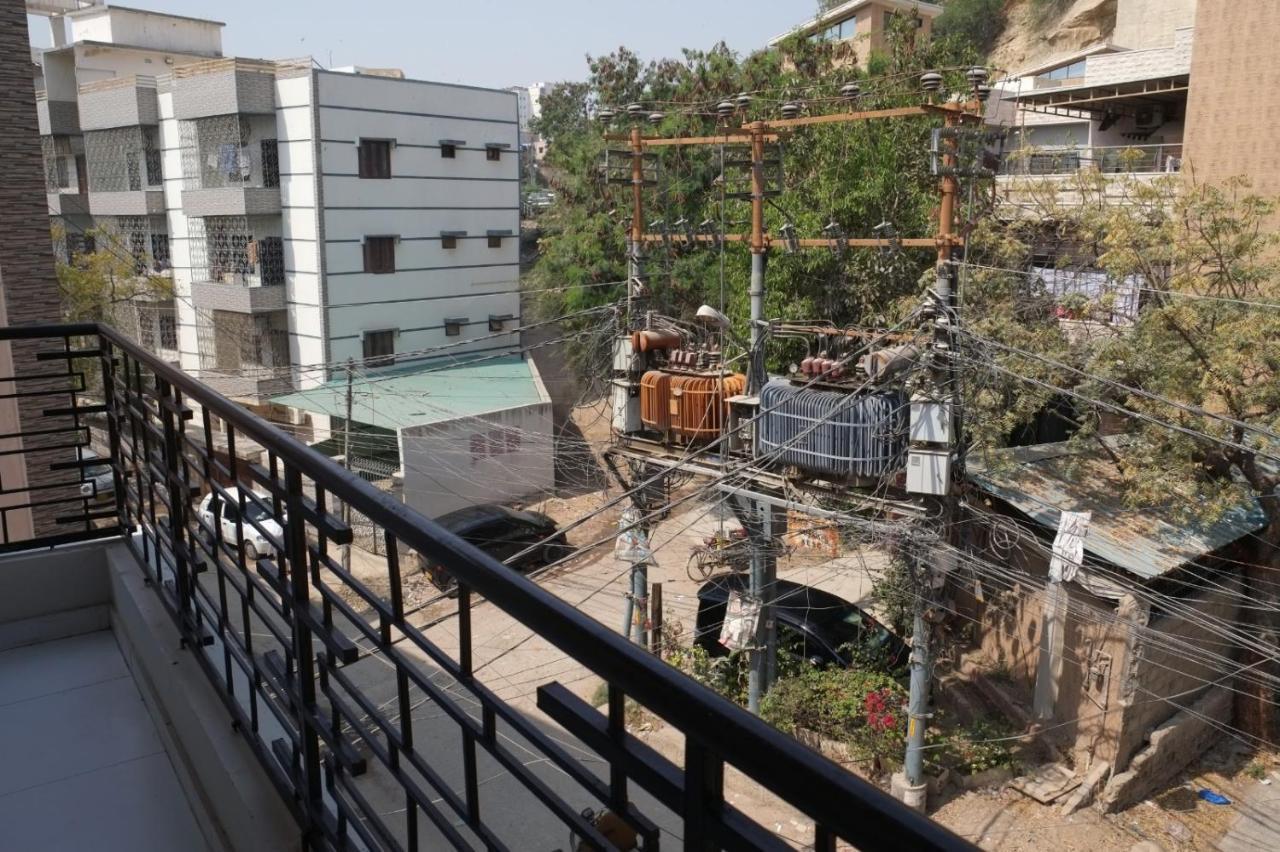 Al Rasheed Apartments Second Floor Apartment Karachi Eksteriør billede