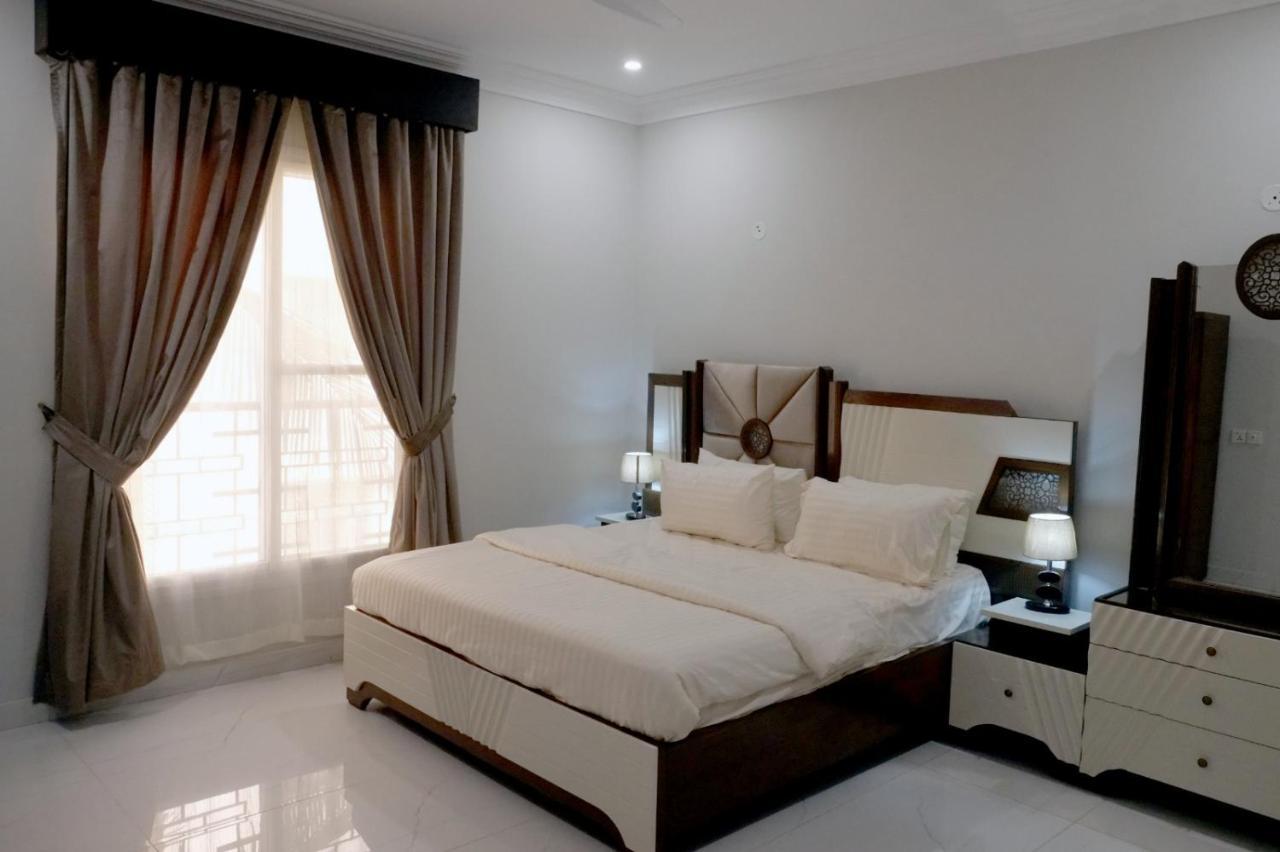 Al Rasheed Apartments Second Floor Apartment Karachi Eksteriør billede