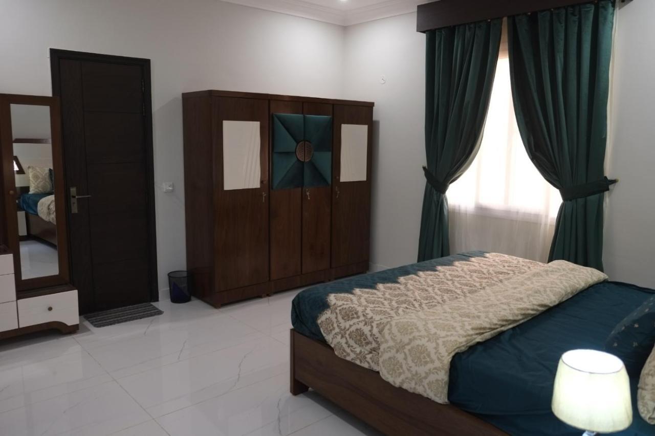 Al Rasheed Apartments Second Floor Apartment Karachi Eksteriør billede