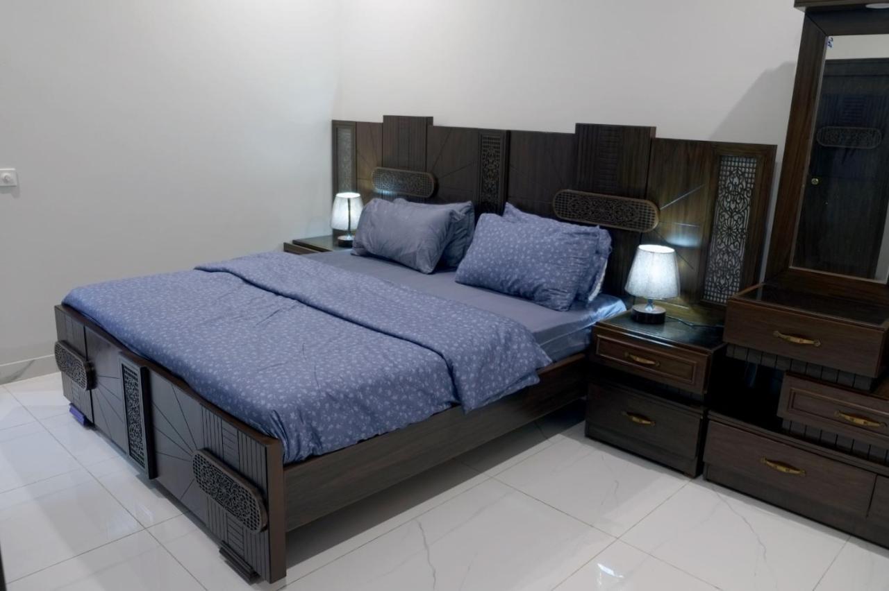 Al Rasheed Apartments Second Floor Apartment Karachi Eksteriør billede