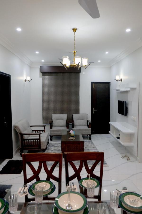 Al Rasheed Apartments Second Floor Apartment Karachi Eksteriør billede