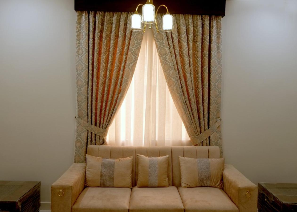 Al Rasheed Apartments Second Floor Apartment Karachi Eksteriør billede