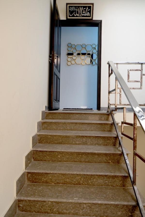 Al Rasheed Apartments Second Floor Apartment Karachi Eksteriør billede